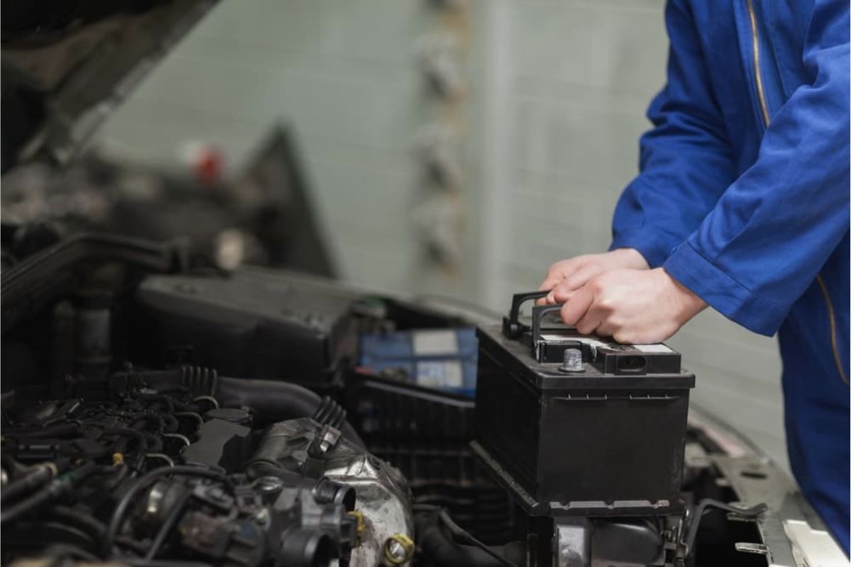 Conheça a história da bateria automotiva