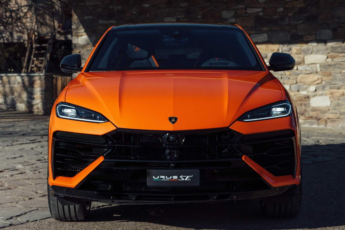 Novo Lamborghini Urus SE PHEV 2025